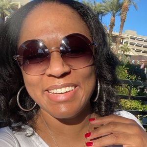 Meet your Posher, Caselle